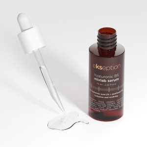 Ekseption HYALURONIC B5 – Raminamasis Serumas Sudirgusiai Odai